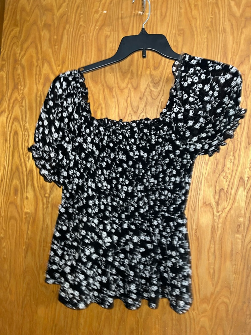 Black Floral Square-Neck Puff Sleeve Top - Picture 1 of 6
